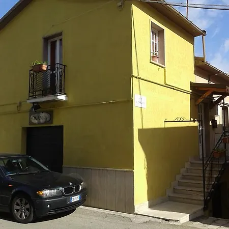 Апартаменты La Casetta Di Anna Castel Lagopesole