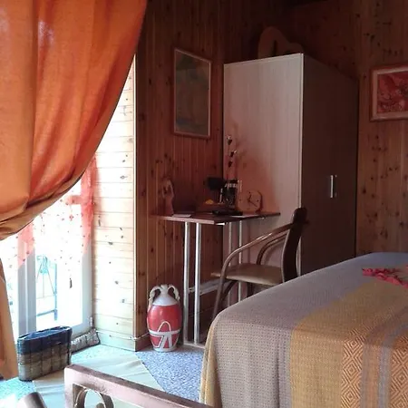 Апартаменты La Casetta Di Anna Castel Lagopesole